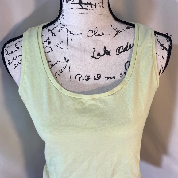Liz Claiborne Liz Sport Woman's Scooped Neck Sleeveless Tank SZ M - Picture 2 of 7